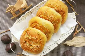 蒜香芝士餐包图片