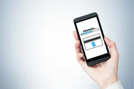 #首发#获IDG数千万Pre-A融资，这个94年小鲜肉创办的易思汇，要帮120万留学生改善缴费和衣食住行图片