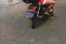 今天晚上，我会在秋名山等他！图片