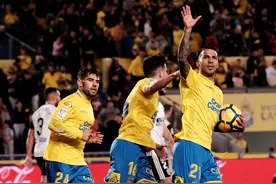 [2]（外代二线）足球——西甲联赛：巴伦西亚不敌拉斯帕尔马斯图片