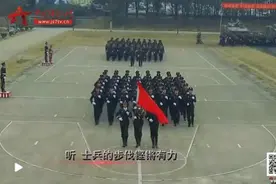 解放军装甲兵小伙“五四”发出怒吼：铁甲男儿 无惧挑衅图片