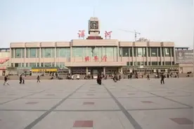 漯河始发上海列车 首开至哈尔滨高铁图片