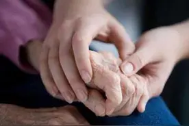 帕金森病震颤与特发性震颤特点区别图片