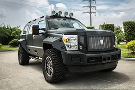 老村长花280万买得乔治巴顿豪华大越野，关税竟然交了90万图片