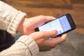 “抢票软件”靠谱吗？记者亲测：加钱后依旧抢不到票图片