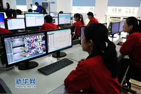 山东青岛打造“智慧公交”图片