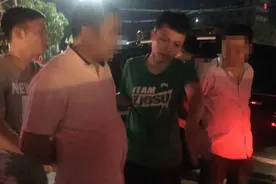 收废品这样赚钱？一条横杠+一个外应 一年骗来上百万图片