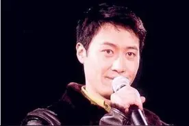 黎明个唱再出状况 演唱会大写尴尬图片