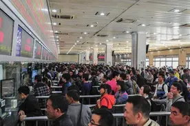 全国铁路昨日售出车票968万张 各铁路部门加开列车计划陆续出台视频封面