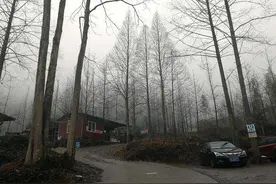 四川一高校教师在赵公山失联 官方：出动搜救力量400余人次暂无结果图片