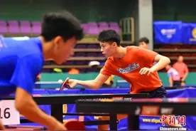 大个子乒乓小将徐海东：渴望男单冠军“加冕”成人礼图片