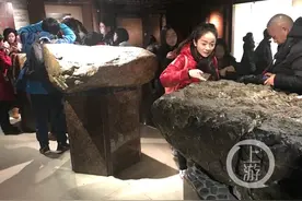 三星堆博物馆竟住着一个“马云”，这撞脸效果我写一个大写的服图片