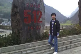 对话寻恩人的从军青年：我想穿着军装向他敬礼，我终于成了你图片