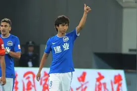 土豪PK黑马争主场首胜 李铁贾秀全演土帅对决图片