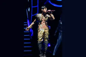 周杰伦惊叹号live上线 魔天伦世界巡回演唱会DVD全碟10号公开图片