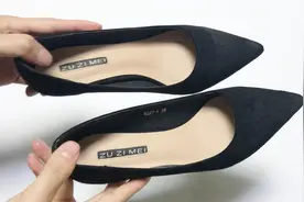 翻毛皮鞋子清洗妙招，1分钟洗完就能穿，轻松清洗翻毛皮鞋子视频封面