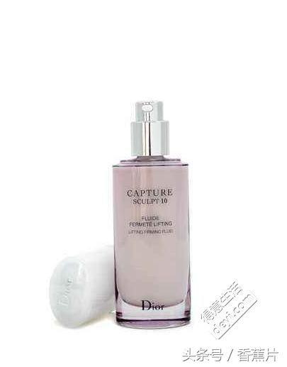 护肤不要光顾脸，颈纹一出暴露年纪！亲测白菜实用颈部保养精华