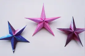 可以许愿的星星折纸，简单几步就折好了，关键漂亮女生都喜欢