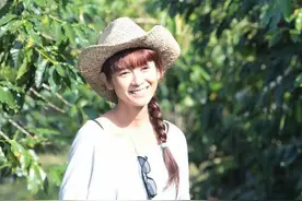 真木阳子演《我叔》死宅女神 在夏威夷乐不思蜀图片