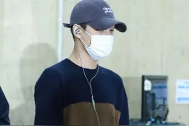 EXO结束活动疲惫返韩 机场拉警戒线尽显高人气图片