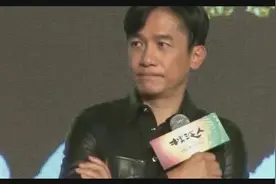 演戏被吐人老珠黄，亿万女星刘嘉玲当年是个传奇人物视频封面