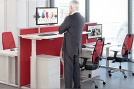 和背痛说再见!美国推出自动转换高度办公桌图片