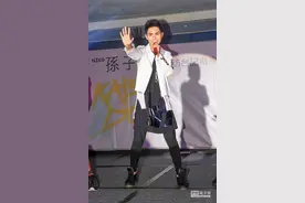 爱音乐弃家业 孙子涵唱出名气图片