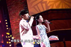 被这3首歌暖到了！孩子们唱得那么欢乐，我却忍不住想家了图片