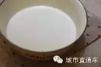 时令厨房| 轻松搞定自制蛋白双皮奶！营养美味零负担！图片