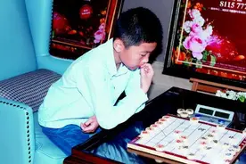 小棋王象棋博弈中不屈不挠 不到最后永不言败图片