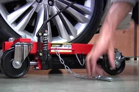 专治乱停车！用这招再也不怕被堵了视频封面