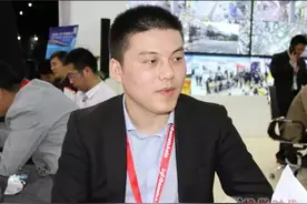 企业生存需要品牌积累+能力积累图片