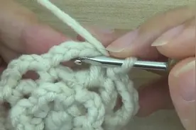 钩针编织教学 鸢尾花方形坐垫 3