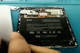 红米NOTE4手机屏拆解教程