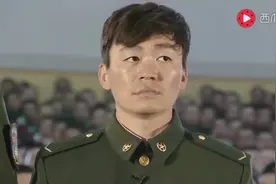 女教官刘昊然王宝强教唱歌，一个认真一个搞笑