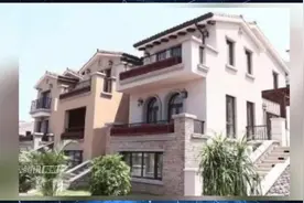 范冰冰亿元别墅曝光！粉色的梦幻城堡，化妆品与高跟鞋成亮点！视频封面