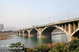 涪江二桥将全面"康复治疗"图片