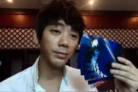 信、阿信，傻傻分请不请！心疼苏见信图片