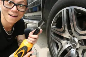 《萝卜实验室》之电动千斤顶图片