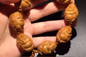 橄榄核在文玩中是一种非常好玩，耐玩，的大品类之一！图片