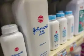 某爽身粉内含致癌有毒物质：女子用了几十年竟患卵巢癌！图片