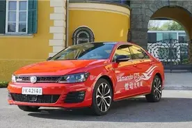 凌渡不仅是跑车，还是超级跑车，嘿嘿嘿～图片