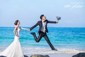 短发新娘婚纱照拍摄技巧让你一样柔美图片