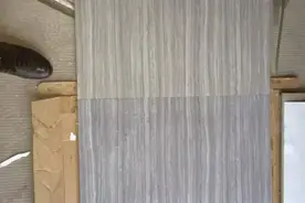袍江瓷砖市场柜台样品瓷砖和到货差距这么大，还算色差范畴么图片