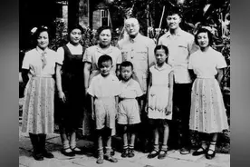 开国将帅中，谁家的孩子将军最多？十大元帅都不如一个中将图片