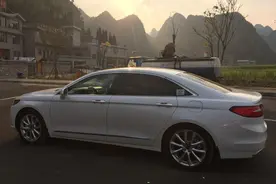 外观时尚/配置丰富 金牛座2.7T用车分享。图片