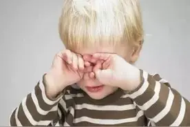 9成家长认不出霰粒肿，错当针眼治你家娃就要留疤了！图片