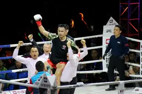 污蔑中国武术的韩国大怪物认怂了！不敢接受解放军拳王周志鹏挑战图片