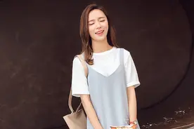 减龄裙装的神奇魔力，回到18岁的青春年华！图片