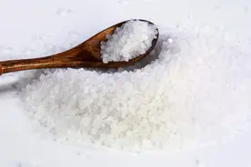 鱼患病的时候为何加盐?图片